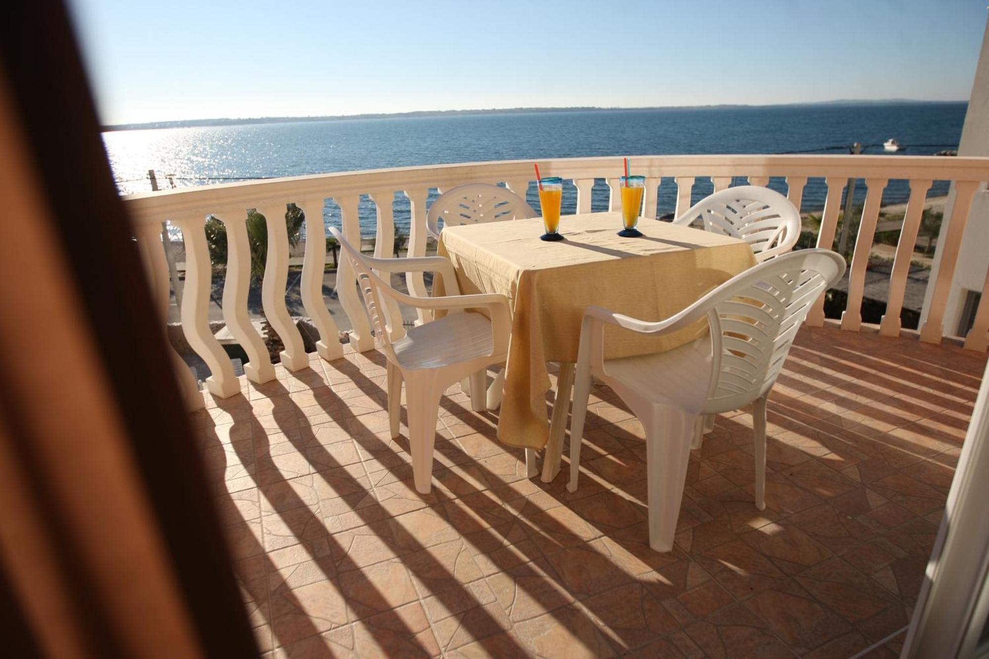 Sea View Apartments Nina Vrsi Szoba fotó