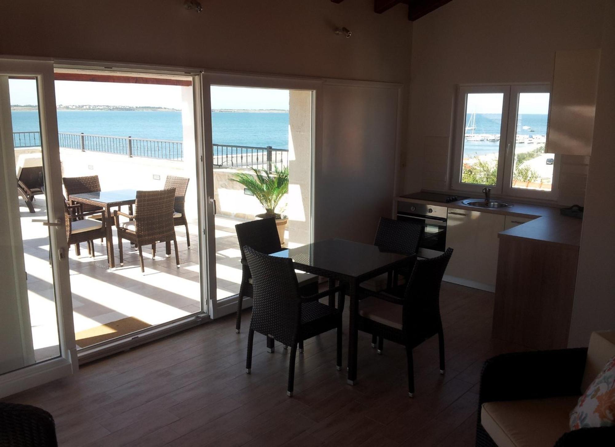 Sea View Apartments Nina Vrsi Szoba fotó