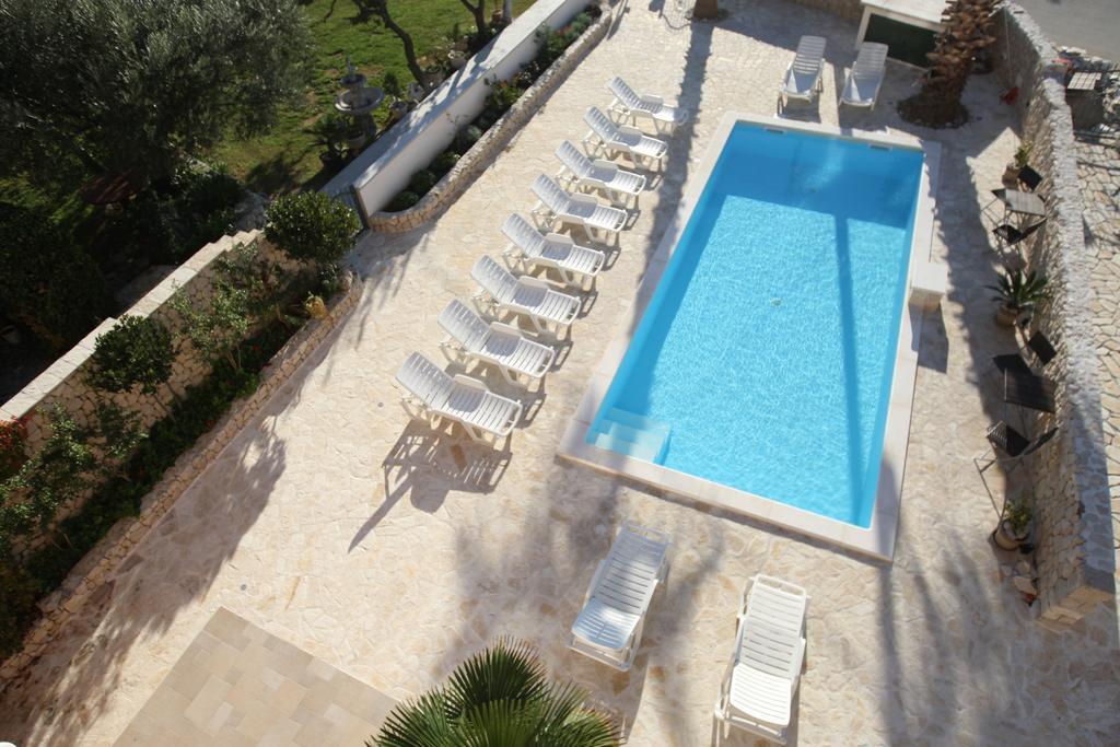 Sea View Apartments Nina Vrsi Kültér fotó